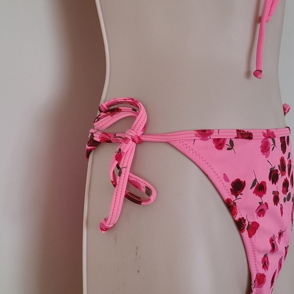 Floral Print Halter Bikini - Picture 4 of 11